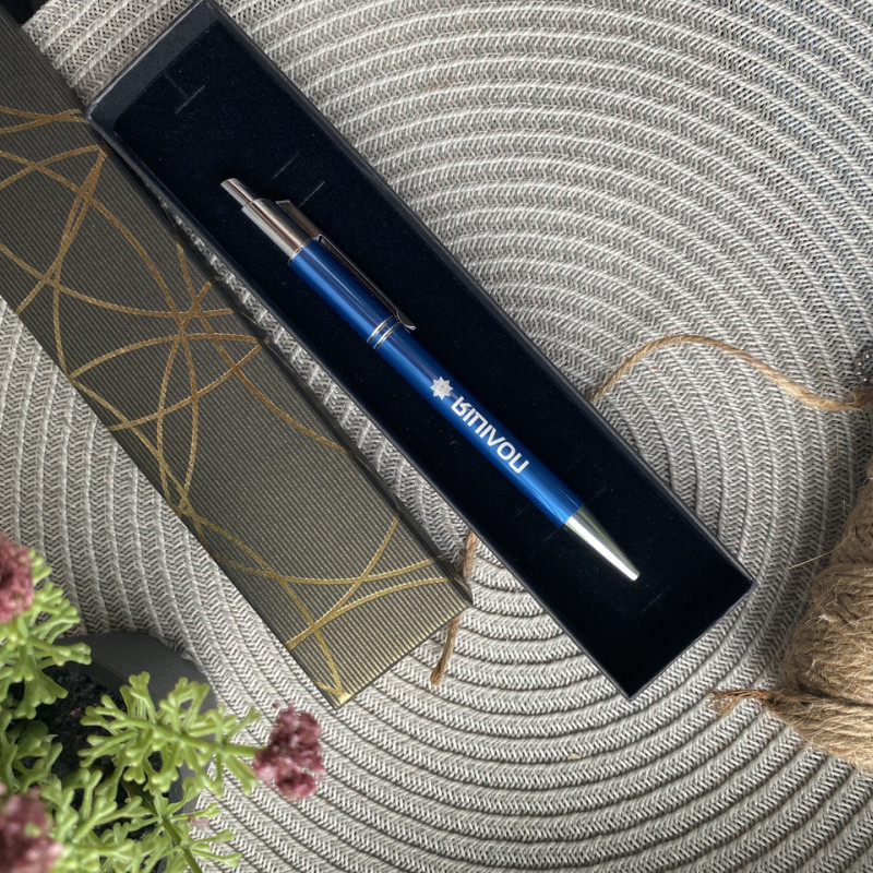 Іменна металева ручка в подарунковій коробці. Гравіюванням будь яке