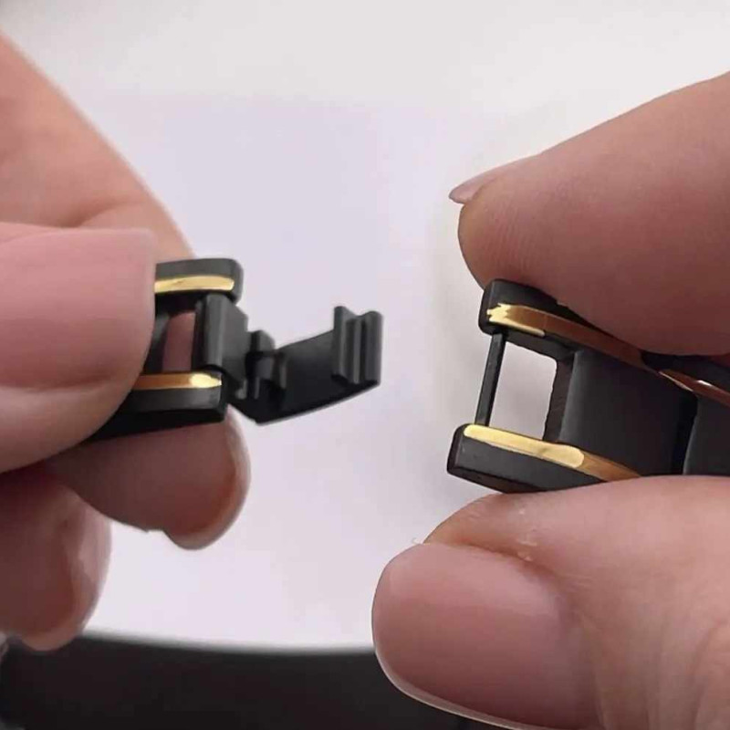 Металевий браслет для сина на подарунок з написом "Сину, хай береже тебе Бог"