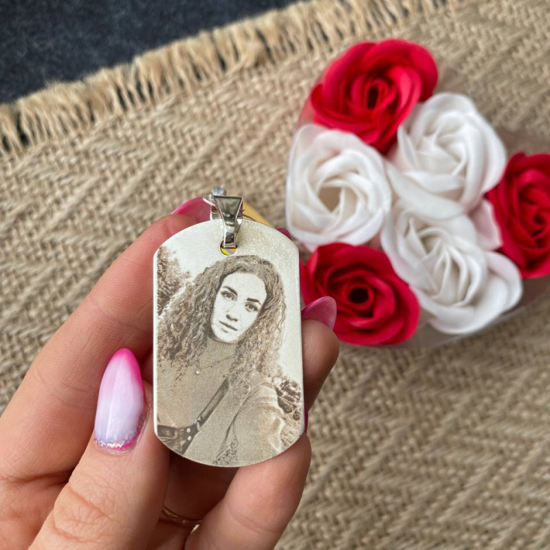 Срібний жетон великий з гравіюванням написів, фото